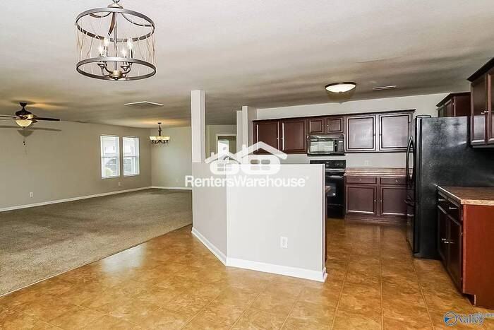 123 Forestbrook Dr - Photo 3 of 15