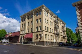 2157 W Burnside St #23 - Photo 1 of 1