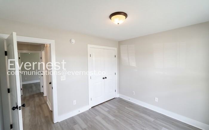 192 Stonecreek Pl - Photo 6 of 22