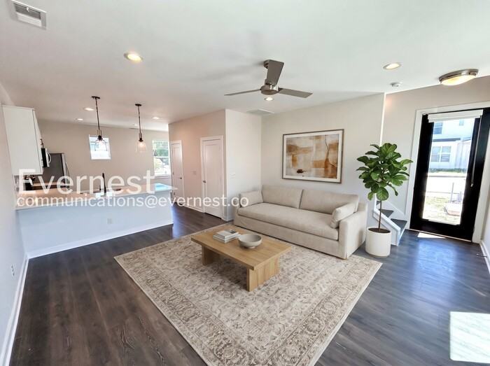 200 Jeffries Way - Photo 5 of 23