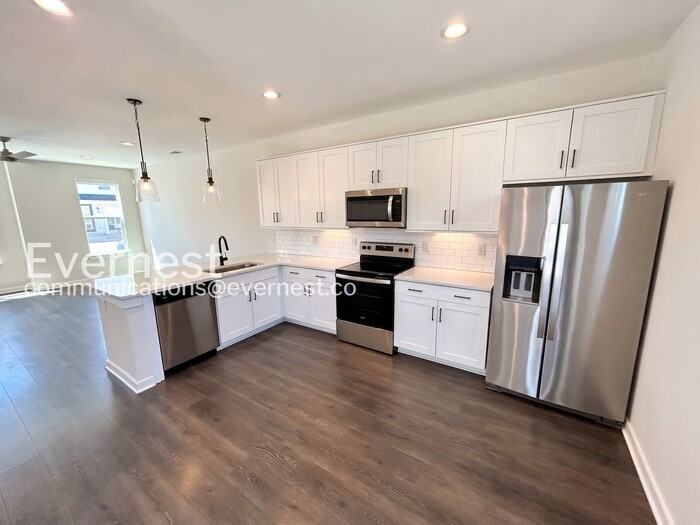 200 Jeffries Way - Photo 7 of 23
