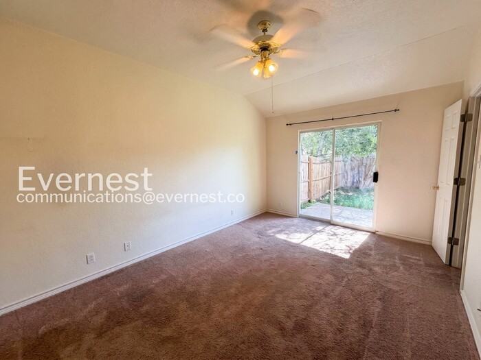 202 Tamara Dr #B - Photo 5 of 14
