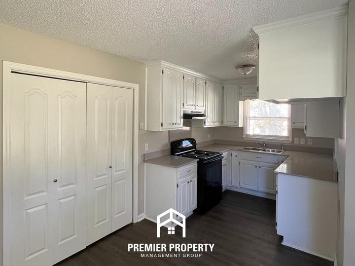 112 Eva Ct - Photo 6 of 18