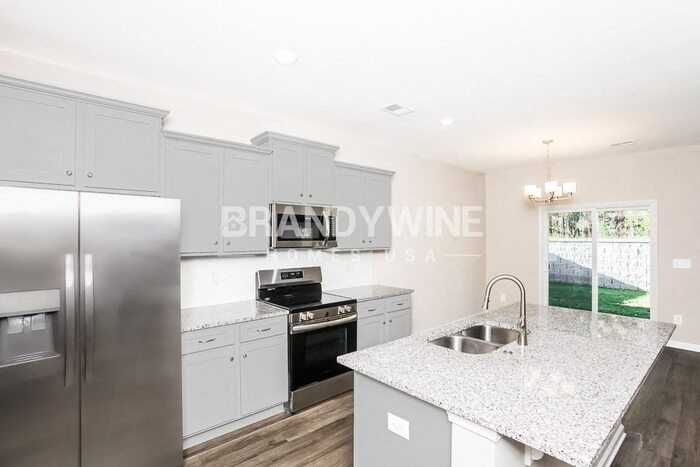 506 Glenmanor Dr - Photo 7 of 37
