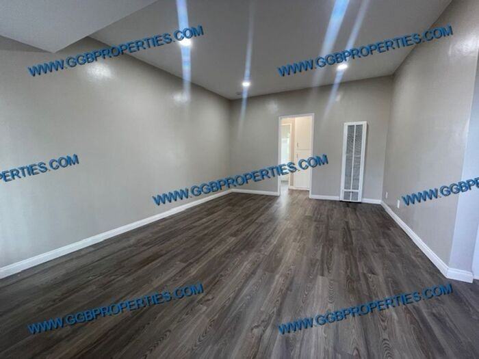 8168 Orangewood Ave #6 - Photo 2 of 7