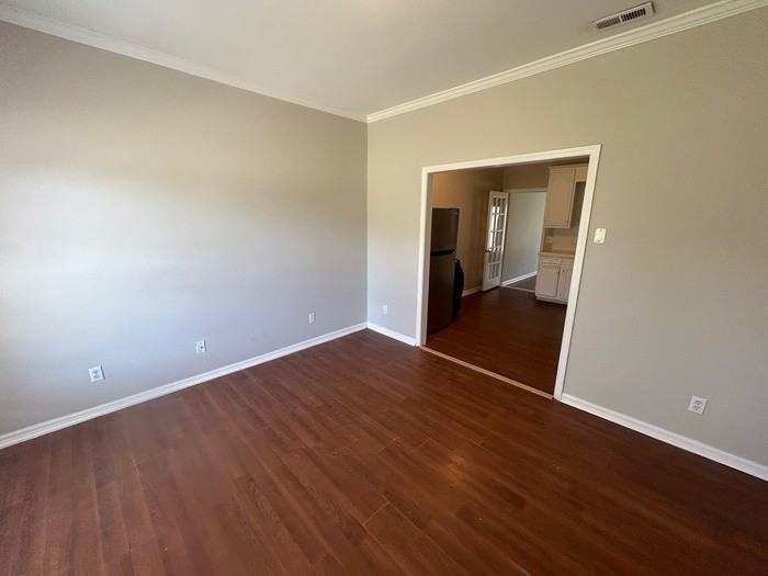 2428 Watson St #A - Photo 5 of 38