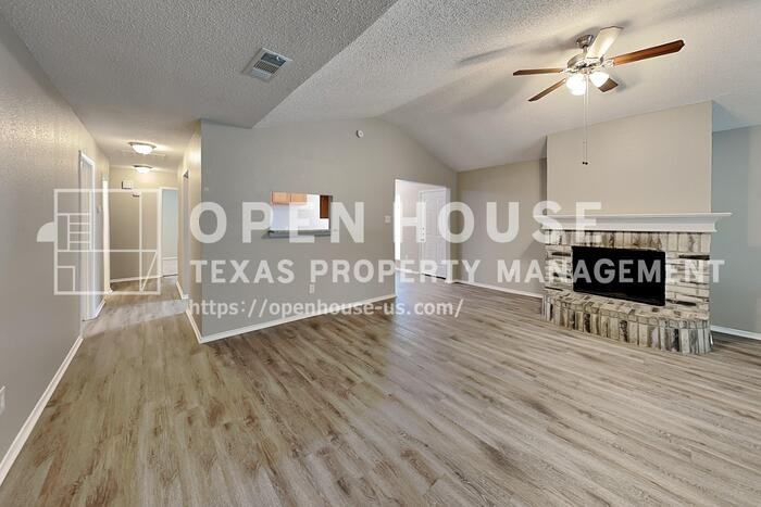 6432 Twilight Cir - Photo 4 of 18