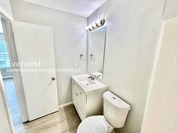 328 Ezekial Ave - Photo 7 of 27