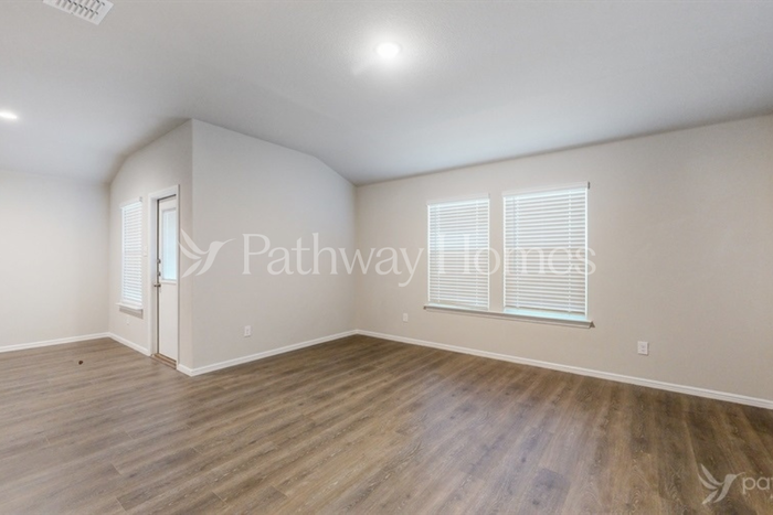 1625 Gatesville Ct - Photo 2 of 20