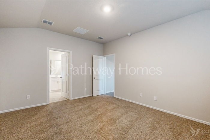 1625 Gatesville Ct - Photo 7 of 20