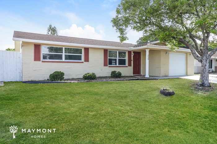 7125 Sandalwood Dr - Photo 4 of 15