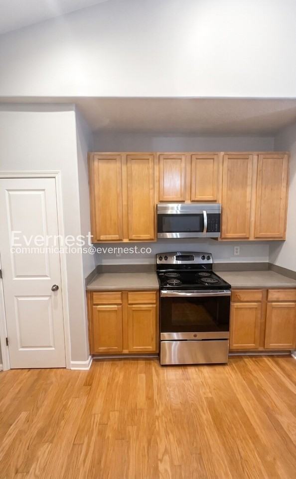 190 Greenland Dr - Photo 7 of 32
