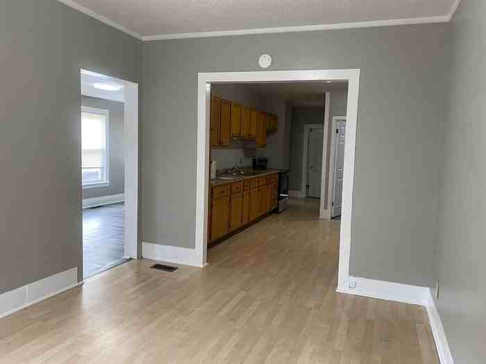 717 Alexandria St #LEFT - Photo 4 of 13