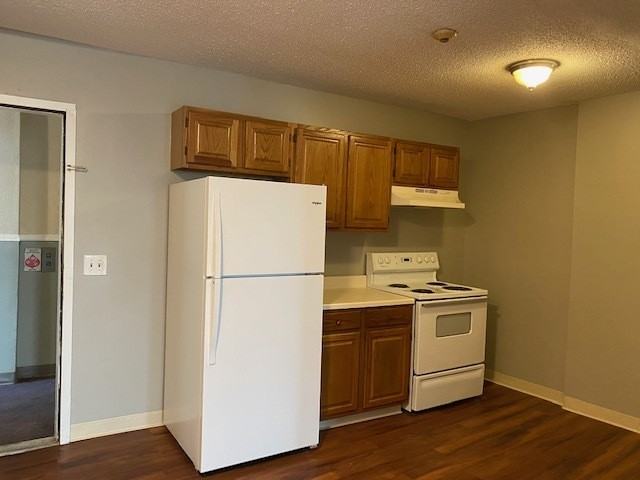 234 Coffeen St #3H - Photo 4 of 16