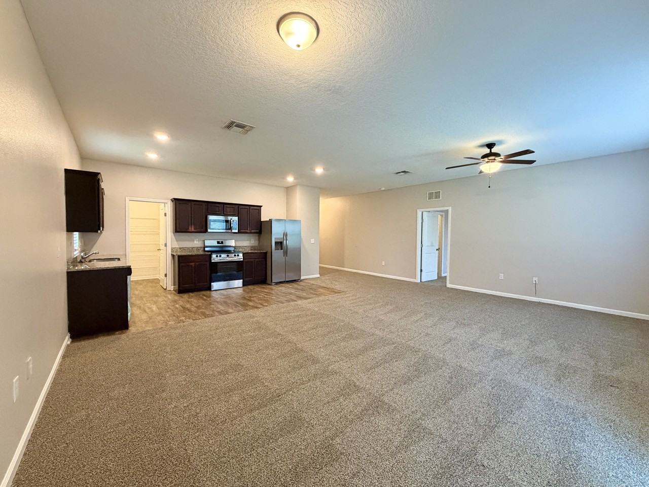 1136 Roberta Rd #NA - Photo 4 of 20