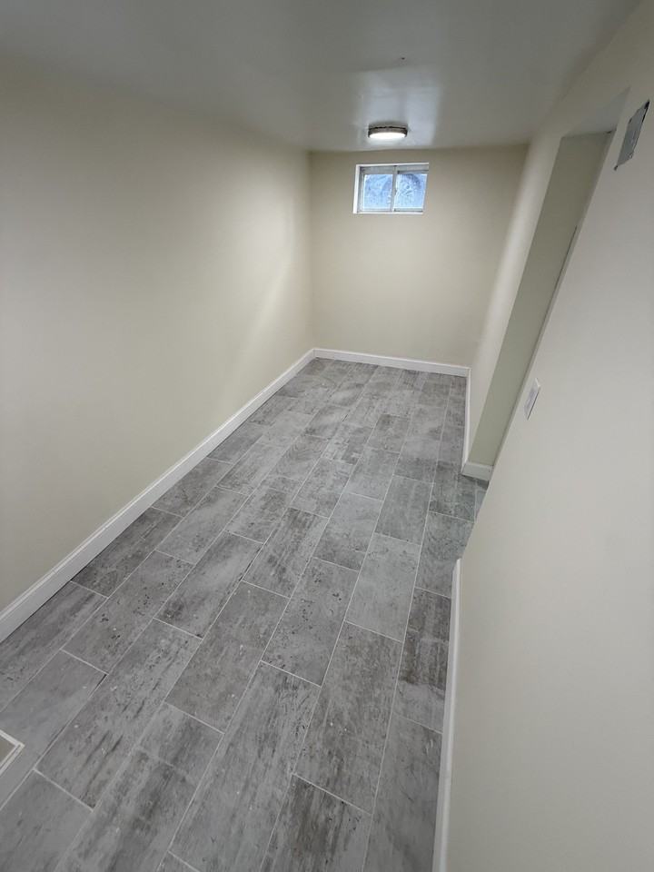 204 Philip Ave #1 - Photo 2 of 9