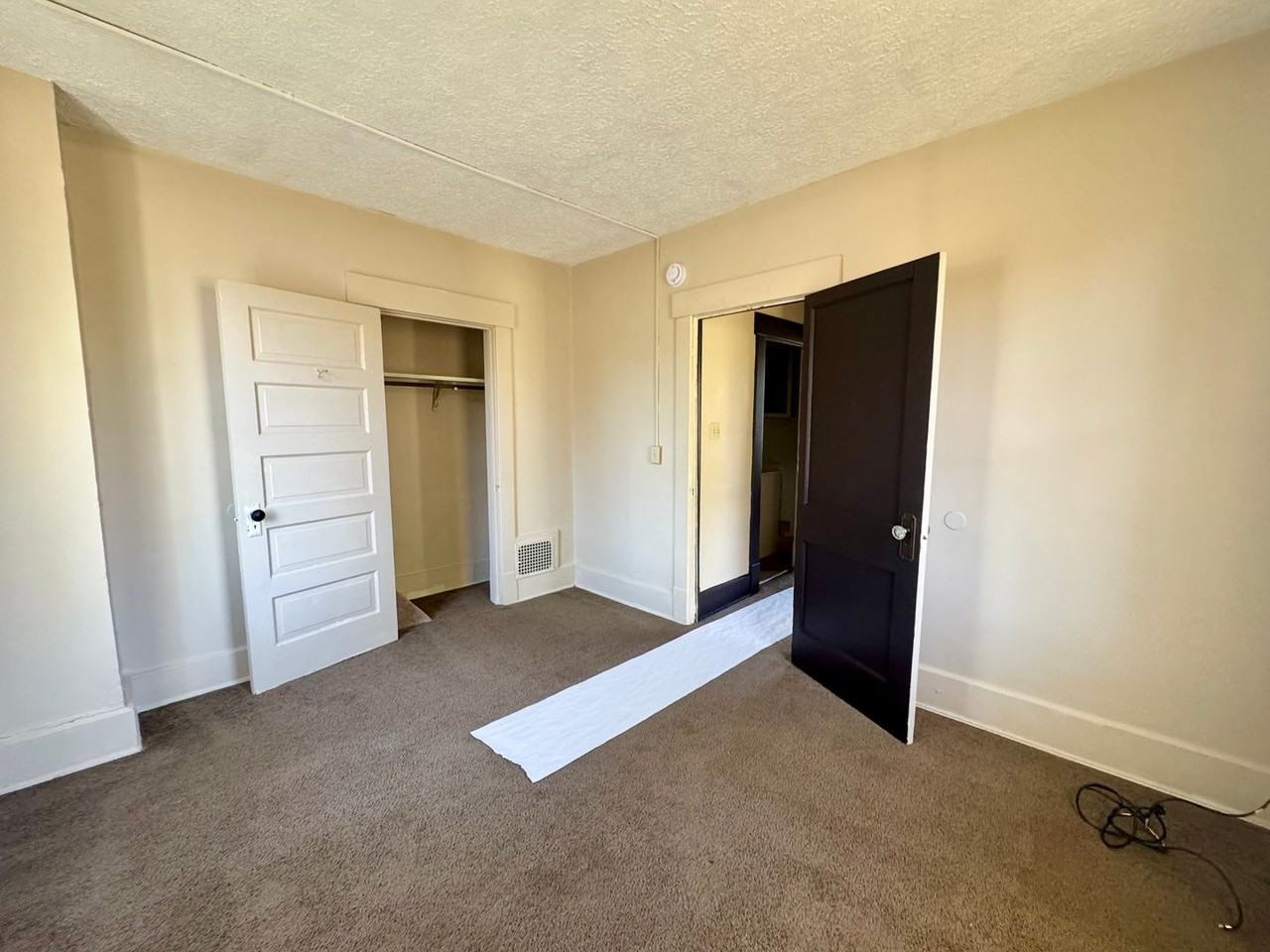 1538 Woodland Ave Nw #1538 - Photo 7 of 9