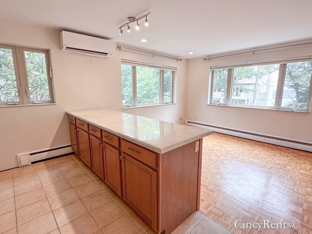 2015 Edgecliff Pt #4 - Photo 6 of 20