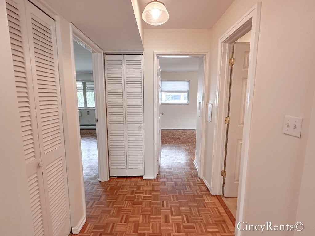2015 Edgecliff Pt #4 - Photo 7 of 20