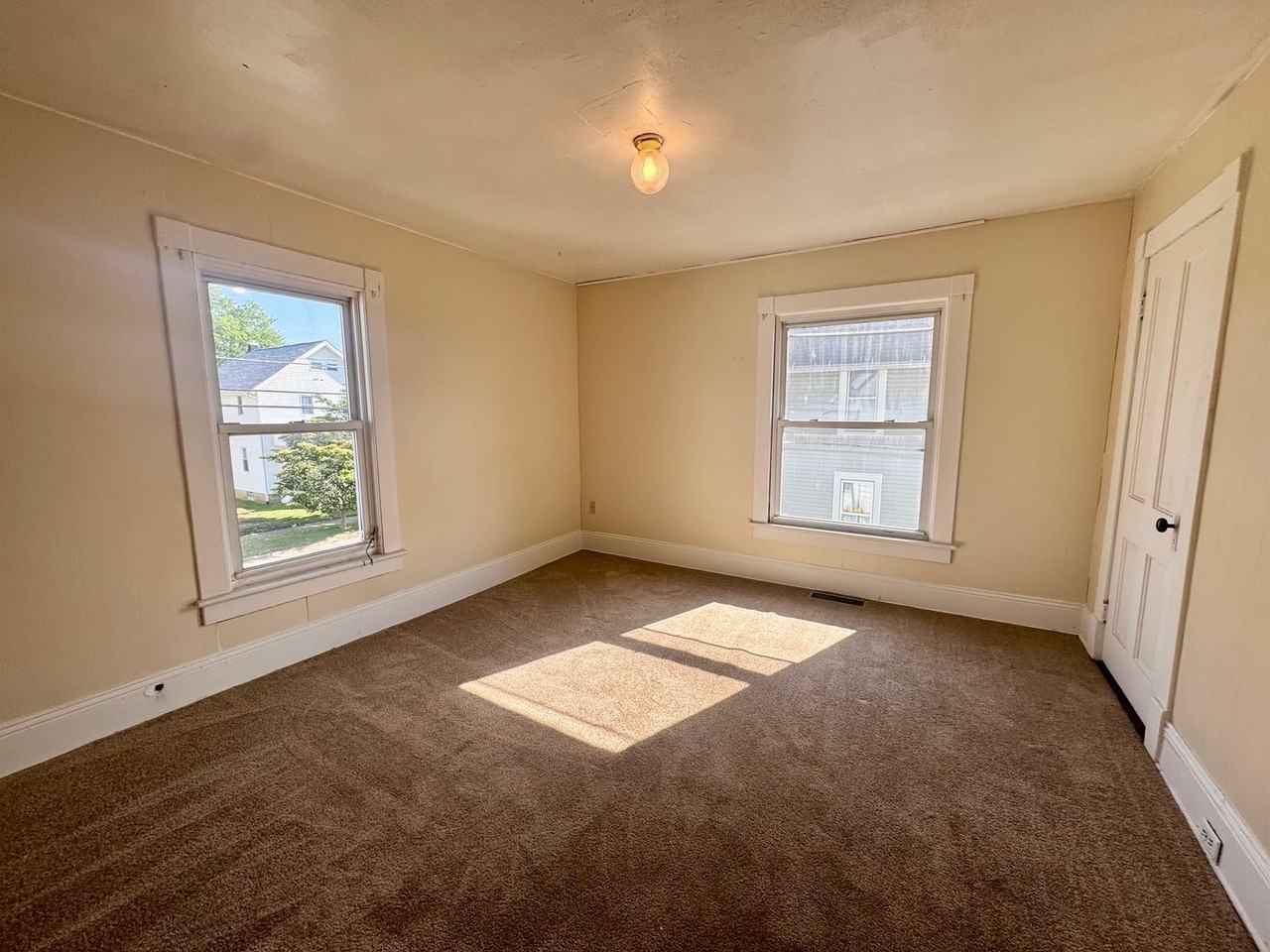 519 Green Ave Sw #NA - Photo 5 of 16