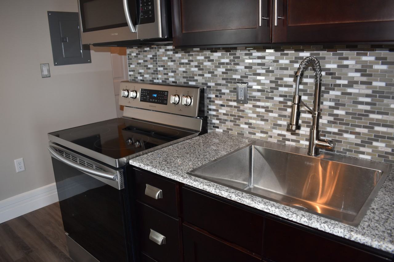 110 N Main St #303 - Photo 5 of 17