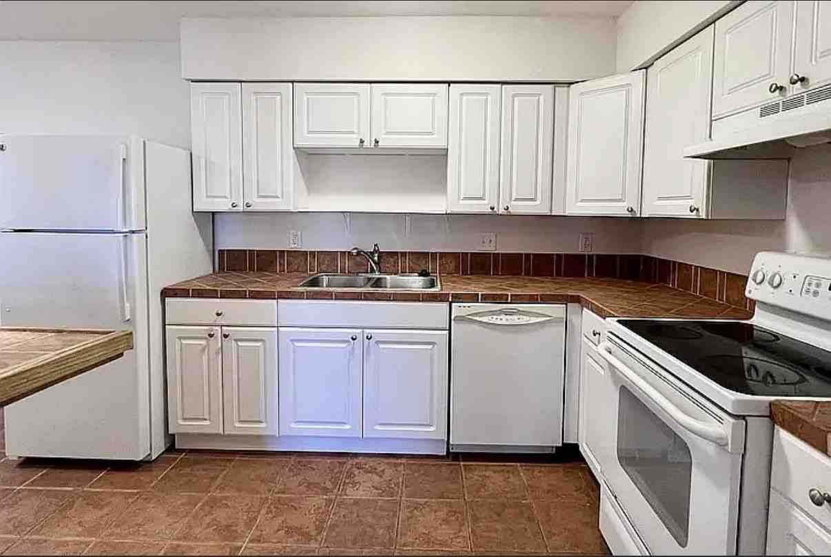 3514 Timberline Trl #114 - Photo 4 of 8