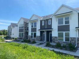 featured image of 2434 N Blossom Cir #NA