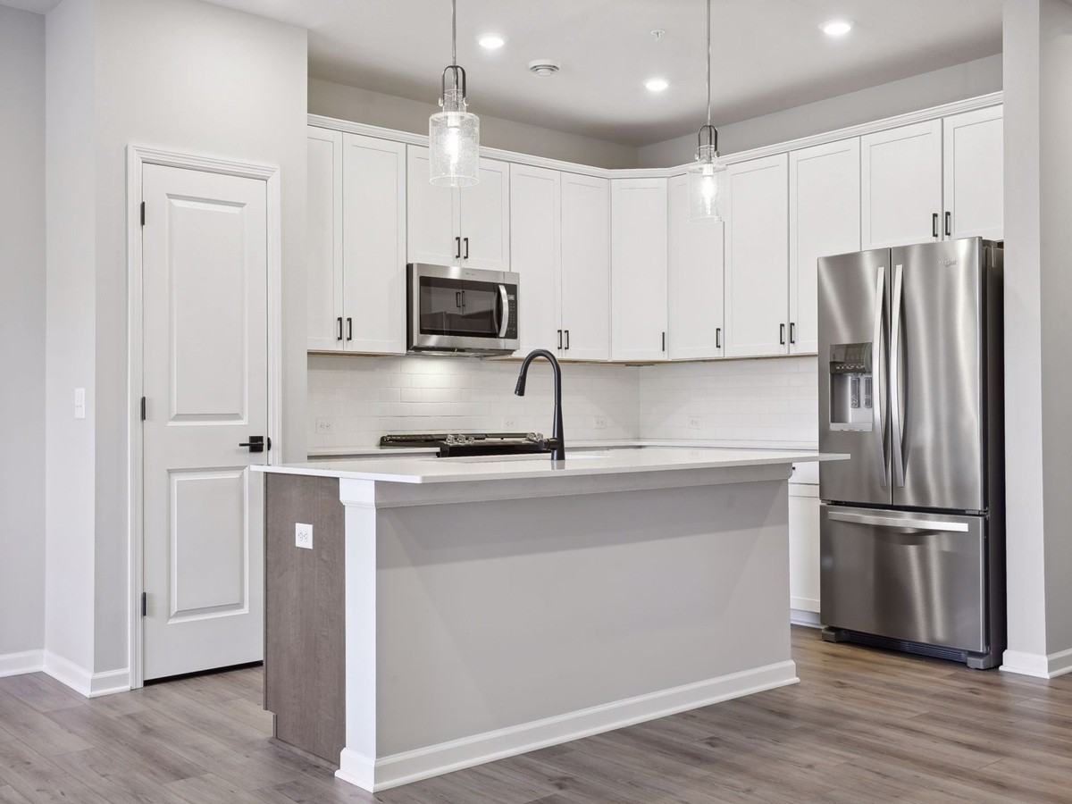 2434 N Blossom Cir #NA - Photo 3 of 16