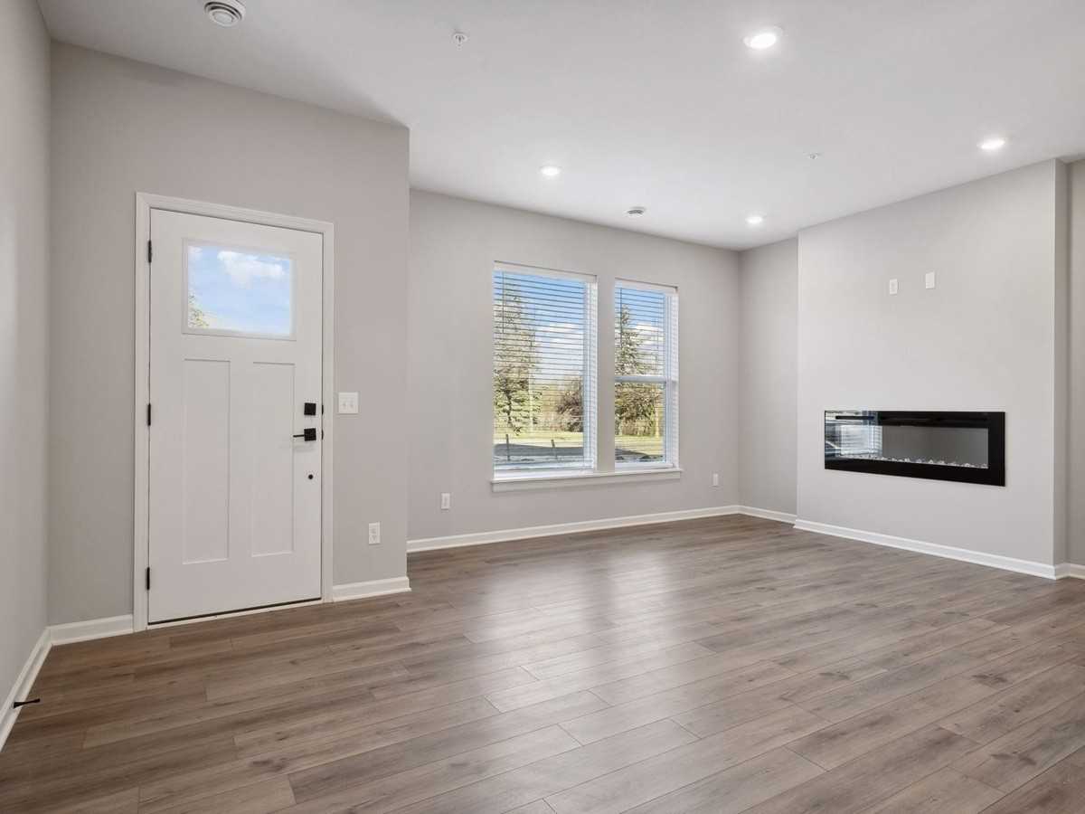 2434 N Blossom Cir #NA - Photo 5 of 16
