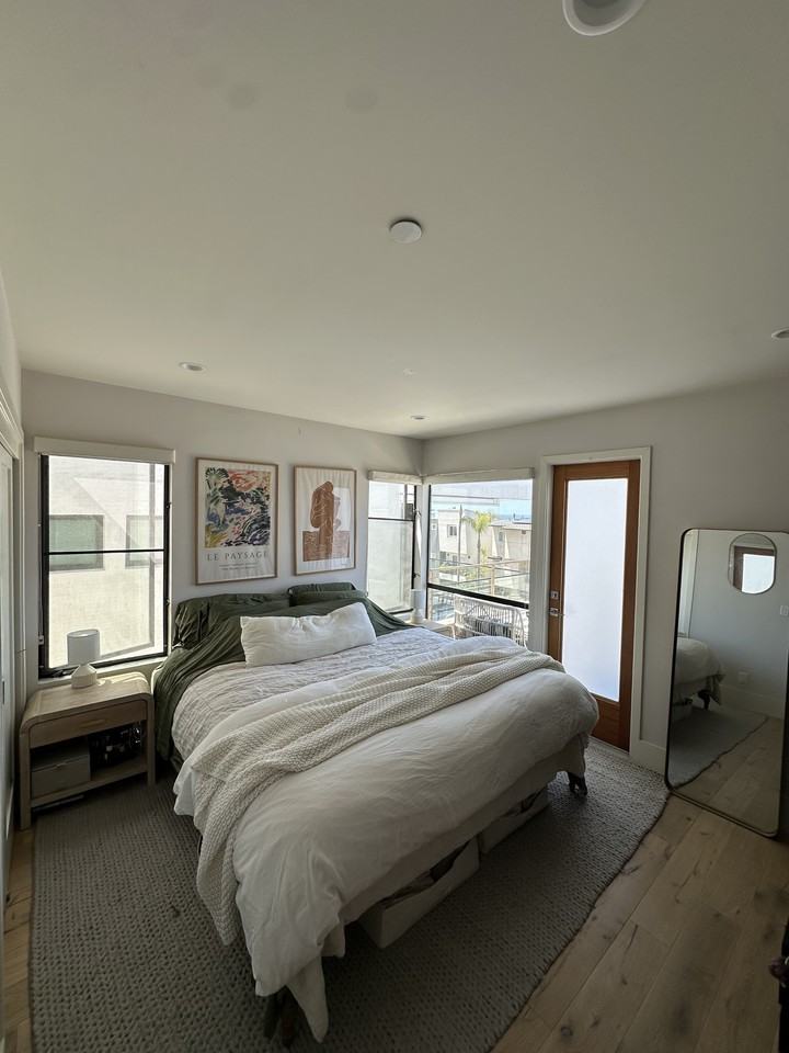 1534 Manhattan Ave #4 - Photo 5 of 6