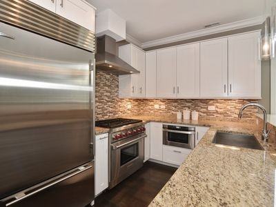 2651 N Bosworth Ave #2 - Photo 3 of 5