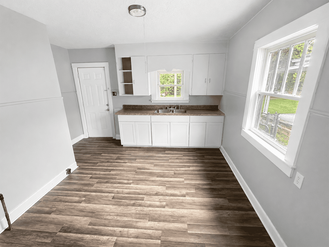 920 Huron Ave #NA - Photo 2 of 11