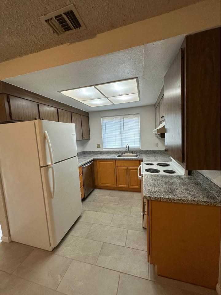 744 Beythe Ln #NA - Photo 4 of 10