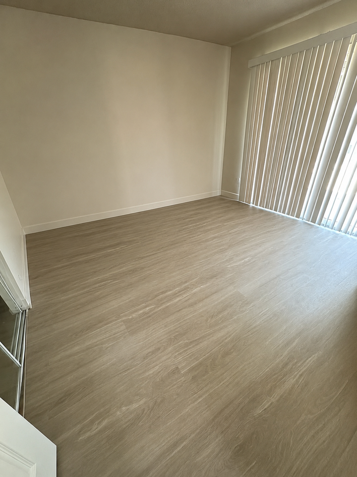744 Beythe Ln #NA - Photo 7 of 10