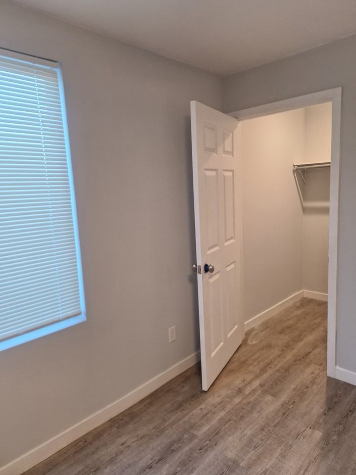 550 W 106th St #550 - Photo 6 of 10