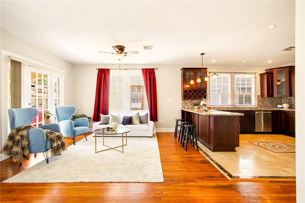 Elba St #4309 - Photo 3 of 19
