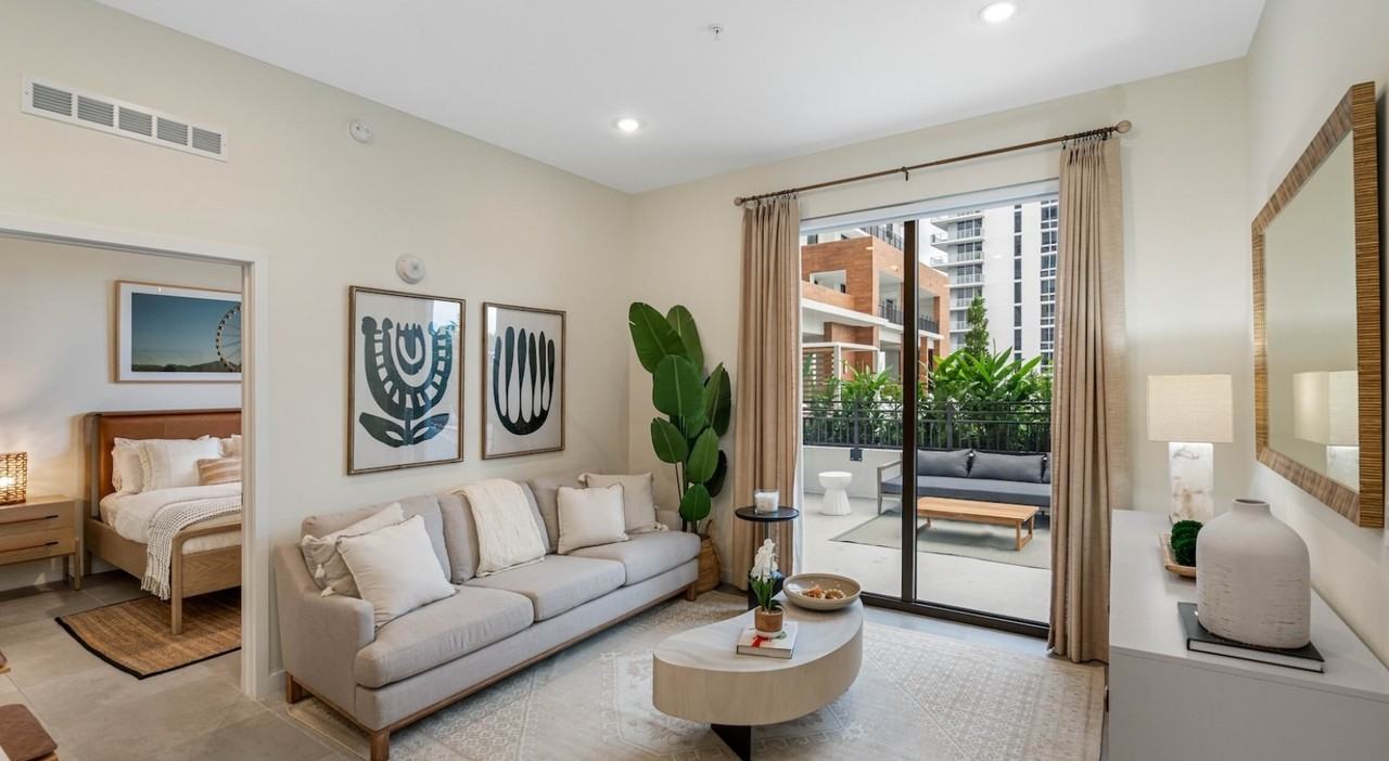 16395 Biscayne Blvd #723 - Photo 4 of 8