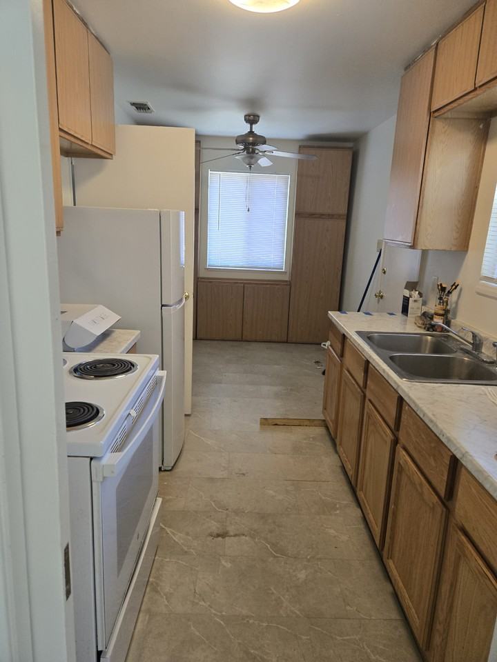 3131 Scotland Dr Unit A #NA - Photo 3 of 10