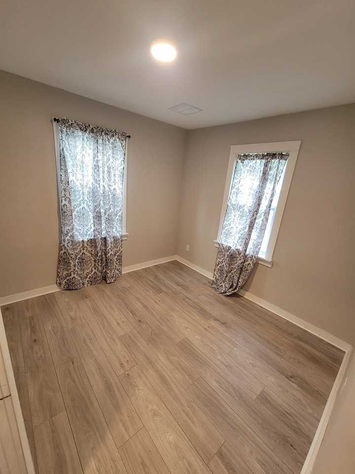 414 N Gordon St #NA - Photo 5 of 8