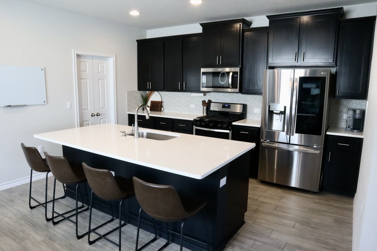 1609 Adobe Walls Way #NA - Photo 4 of 15