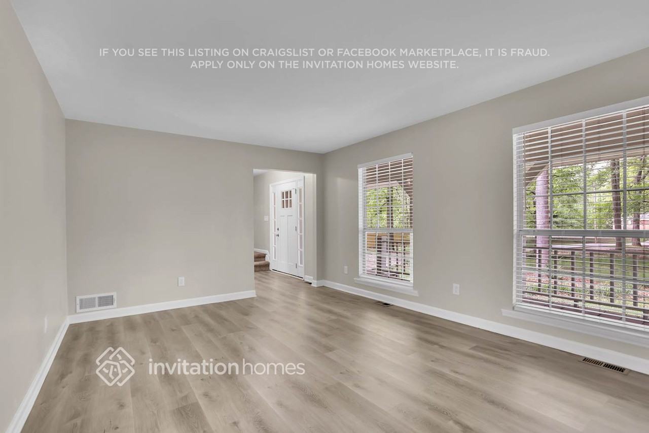 4530 Doss Cir - Photo 7 of 25