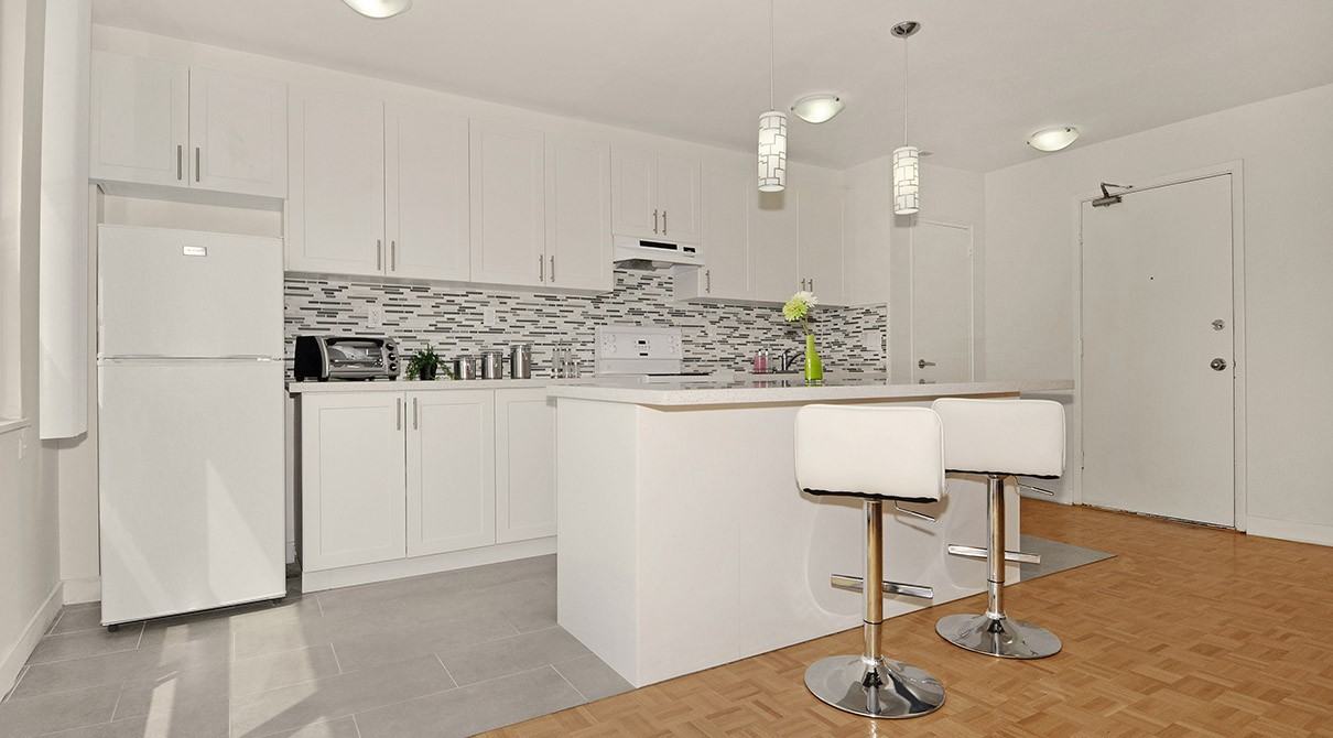 214 St. George - Photo 5 of 7