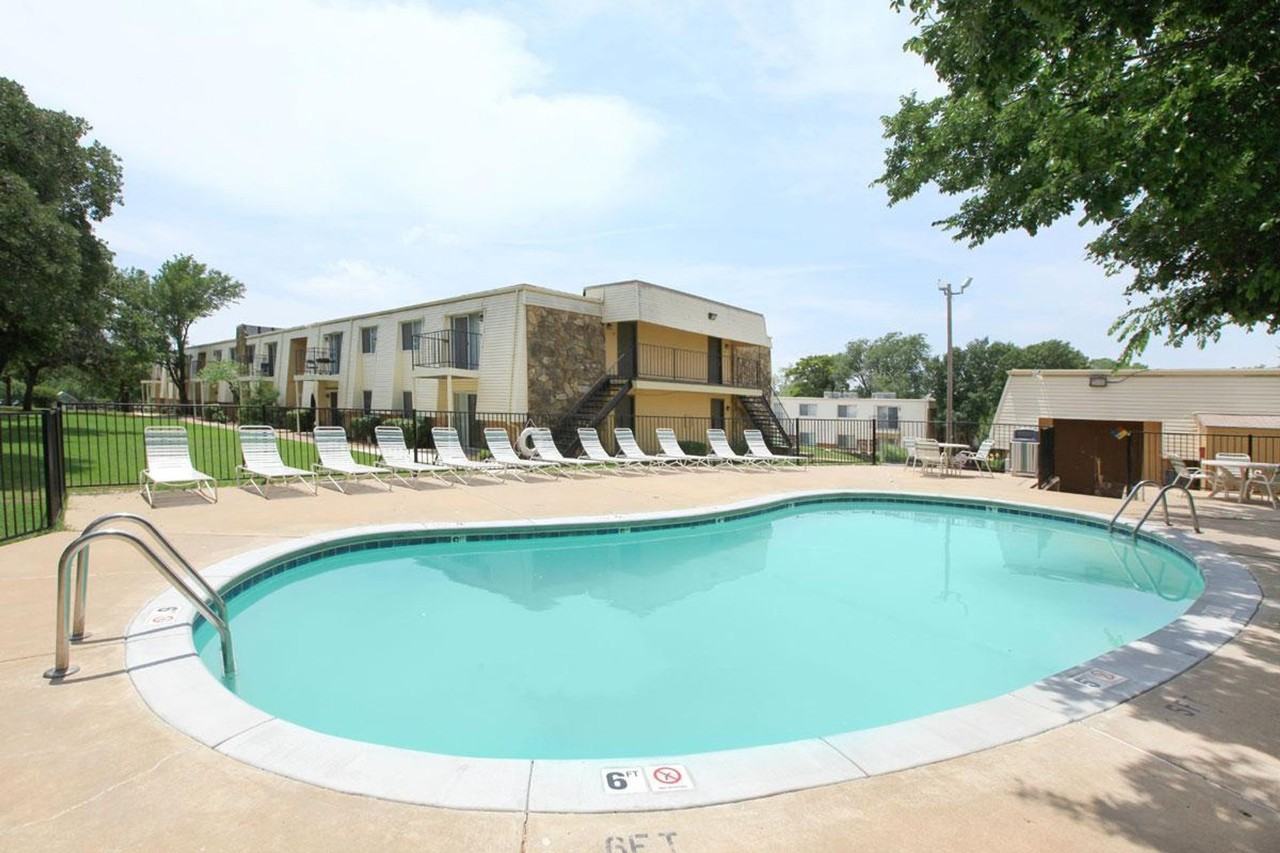 Woodside Village Apartments - Photo 3 of 7