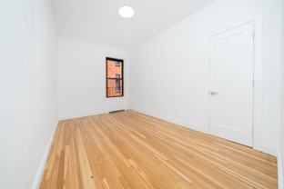 353 W 44th St #4D - Photo 1 of 1