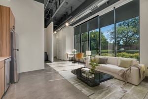 featured image of 305 5th Ave S
