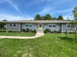featured image of 1601 University Dr