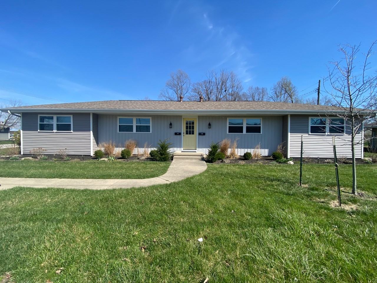 1601 University Dr - Photo 2 of 13
