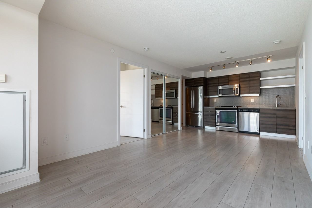 525 Adelaide St W #1111 - Photo 7 of 18