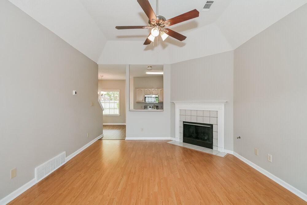8713 Citrus Bend Dr - Photo 5 of 17