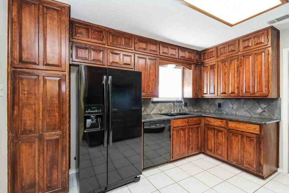 7709 Harmony Dr - Photo 5 of 16